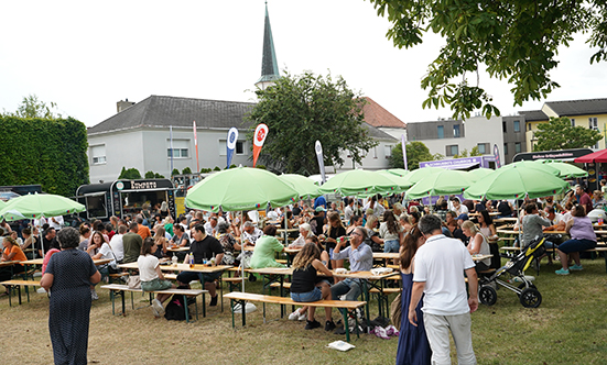 2024-07-13 Streetfood & Sound Festival im Rathauspark
 24SSFSa_DSC00894.jpg